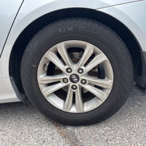 2013 Hyundai SONATA GLS thumbnail 18