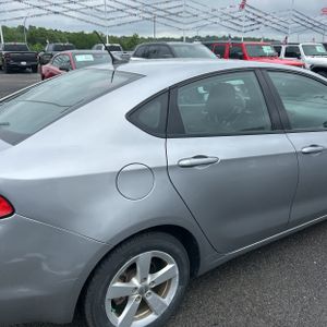 DODGE DART SXT - 9