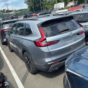 صورة 5 لـ 2024 Honda CR-V HYBRID SPORT-L