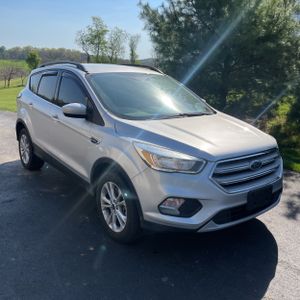 FORD ESCAPE SE - 8