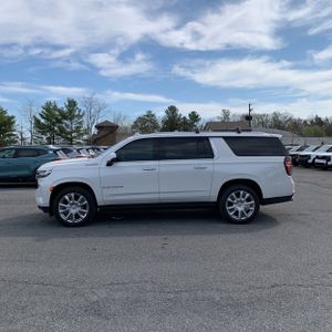 CHEVROLET SUBURBAN HIGH COUNTRY - 3