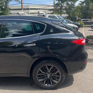 2019 Maserati LEVANTE S 照片 6