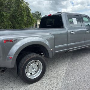 2022 FORD F-450 LIMITED — фото 9