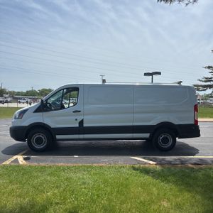 FORD TRANSIT 150 - 3