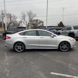 FORD FUSION TITANIUM - 10