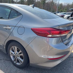 HYUNDAI ELANTRA VALUE EDITION - 6