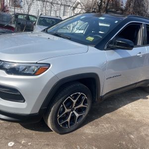 JEEP COMPASS LIMITED 4X4 - 2