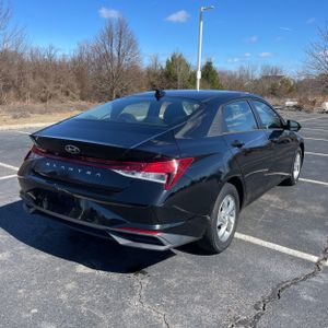 HYUNDAI ELANTRA SE - 8