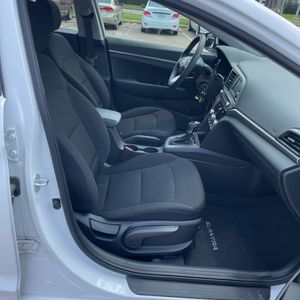 صورة مصغرة 31 لـ 2020 Hyundai ELANTRA SE