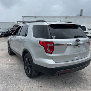 FORD EXPLORER XLT - 5