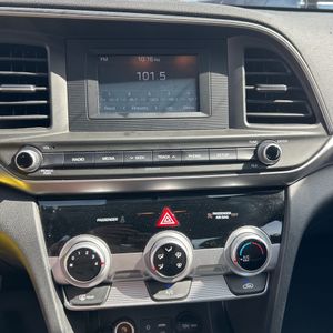 صورة مصغرة 37 لـ 2019 Hyundai ELANTRA SE