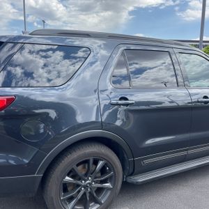 FORD EXPLORER XLT - 9