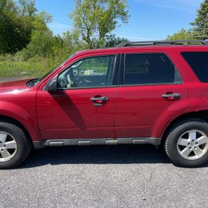 FORD ESCAPE XLT - 4