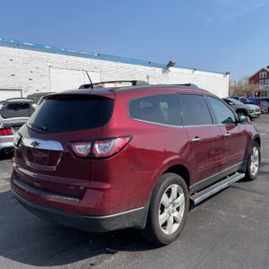CHEVROLET TRAVERSE LT - 8