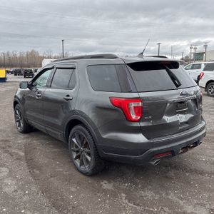 FORD EXPLORER XLT - 5