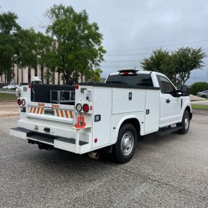 FORD F-250 SUPER DUTY XL - 8