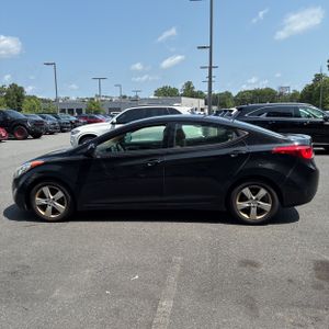 2013 Hyundai ELANTRA GLS 照片 3