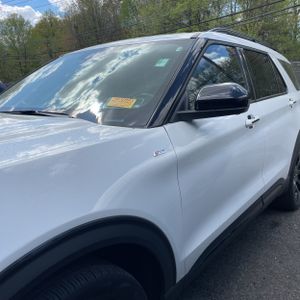 FORD EXPLORER ST-LINE - 2