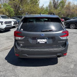 SUBARU FORESTER PREMIUM - 6