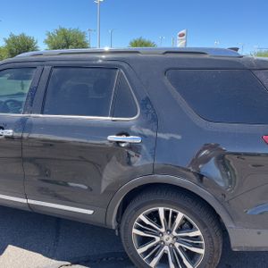 FORD EXPLORER PLATINUM - 6