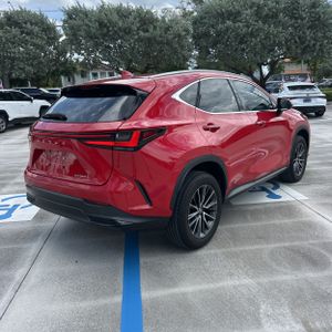 صورة 8 لـ 2024 Lexus NX 250 BASE