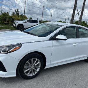 2018 Hyundai SONATA SE 照片 2