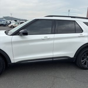 FORD EXPLORER XLT - 4