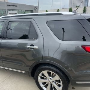 FORD EXPLORER LIMITED - 5