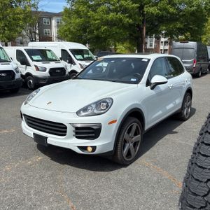 PORSCHE CAYENNE BASE - 1