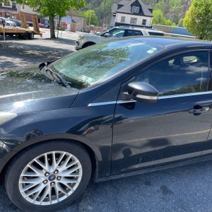 FORD FOCUS TITANIUM - 2