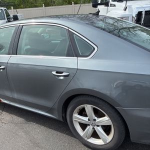 VOLKSWAGEN PASSAT SE PZEV - 6