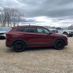 HYUNDAI TUCSON NIGHT - 10