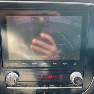 2020 Mitsubishi OUTLANDER SEL — миниатюра 38
