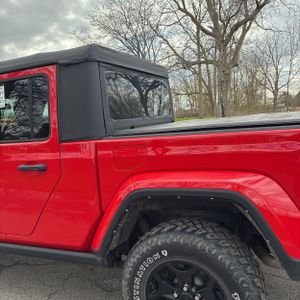 JEEP GLADIATOR WILLYS SPORT - 6