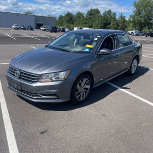 صورة 1 لـ 2018 Volkswagen PASSAT 2.0T SE