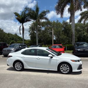 2024 Toyota CAMRY LE 照片 10