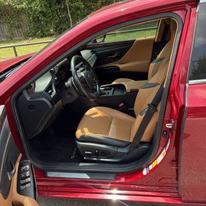 صورة مصغرة 32 لـ 2025 Lexus ES 350 BASE