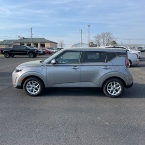 KIA SOUL LX - 3