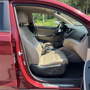 صورة مصغرة 33 لـ 2017 Hyundai TUCSON LIMITED