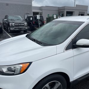 FORD EDGE SEL - 2
