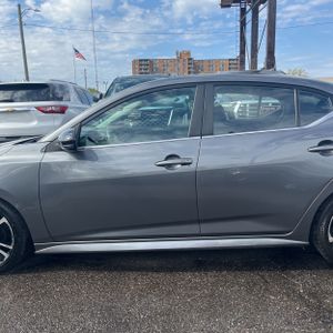 NISSAN SENTRA SR - 4