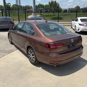صورة 5 لـ 2016 Volkswagen JETTA 1.4T SE