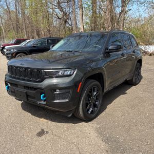 JEEP GRAND CHEROKEE 4XE 30TH ANNIVERSARY - 1