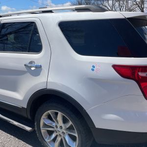 FORD EXPLORER XLT - 6