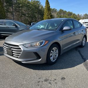 HYUNDAI ELANTRA SE - 1