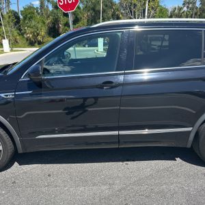 VOLKSWAGEN TIGUAN SEL PREMIUM R-LINE 4MOTION - 4