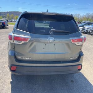 TOYOTA HIGHLANDER - 7