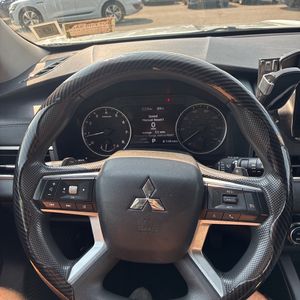صورة 58 لـ 2023 Mitsubishi OUTLANDER ES