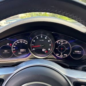 2020 Porsche CAYENNE BASE — миниатюра 25