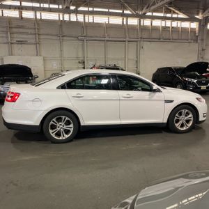 FORD TAURUS SEL - 10